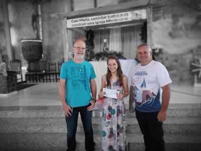 Aconteceu neste domingo (23) a entrega dos prÃªmios da 37Âª Festa em louvor a Nossa Senhora Aparecida de Laranjeiras do Sul
